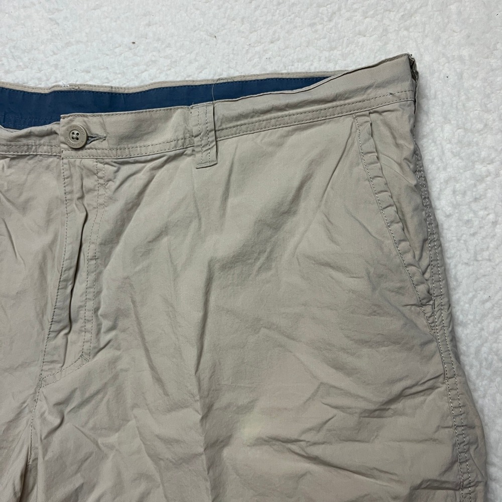 Columbia Shorts Mens 44 Tan Khaki Hiking Outdoor 10 Inseam Flat Front 4807